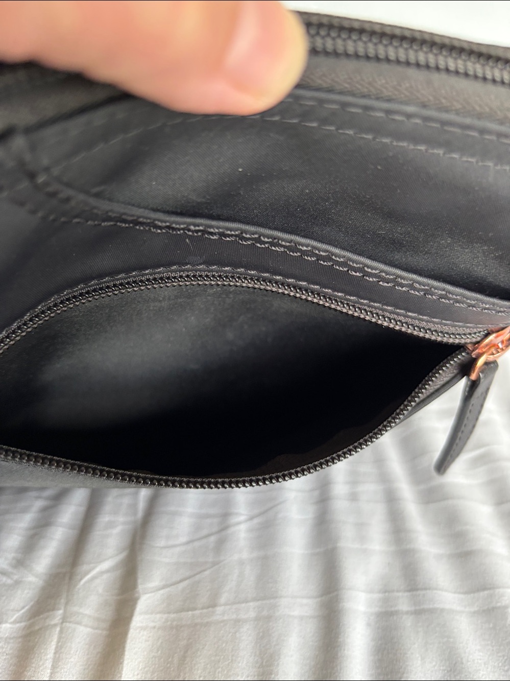 Radley London Black Crossbody Bag Nylon Zip Top Adjustable Strap Nice Condition - Picture 11 of 13